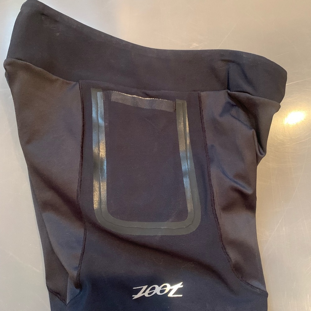 Zoot triathlon tank and shorts - Picture 8 of 11
